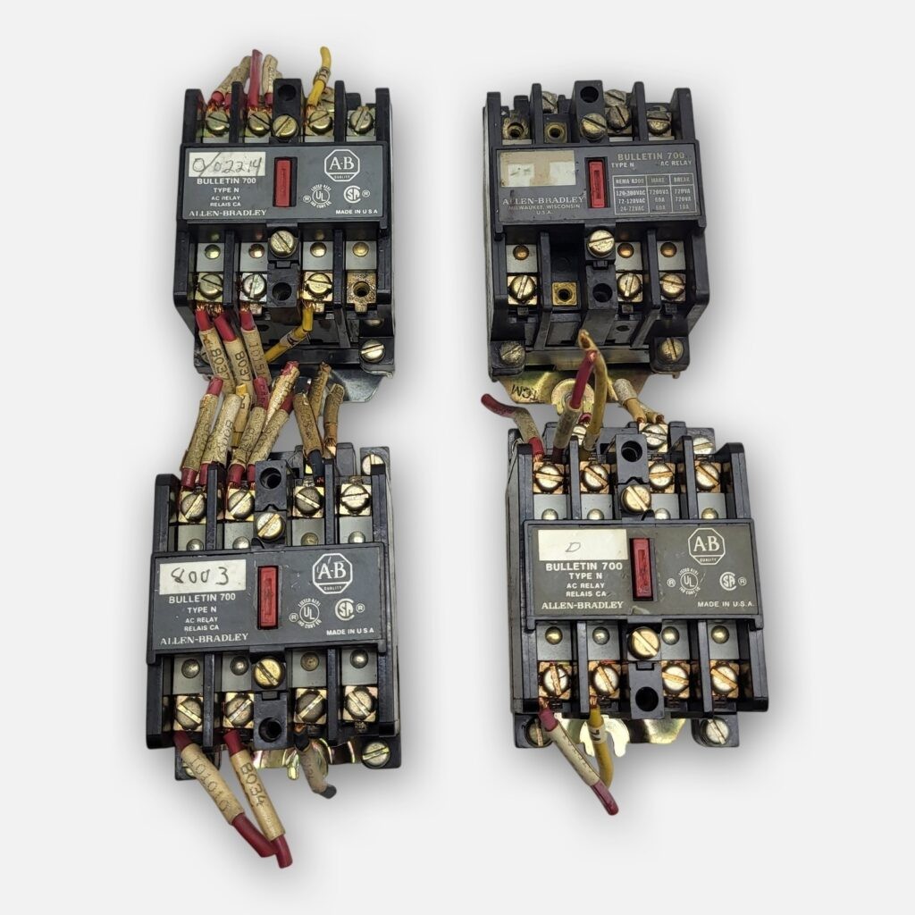LOT OF 4 700-N400A1 /C CONTACTOR W/ 84AB86 COIL 120V/60HZ, 110V/50HZ