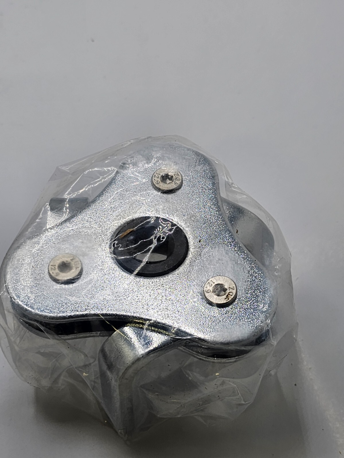 (QTY 2) Universal 2-Way Oil Filter Wrench Adjustable Oil Filter Removal Tool