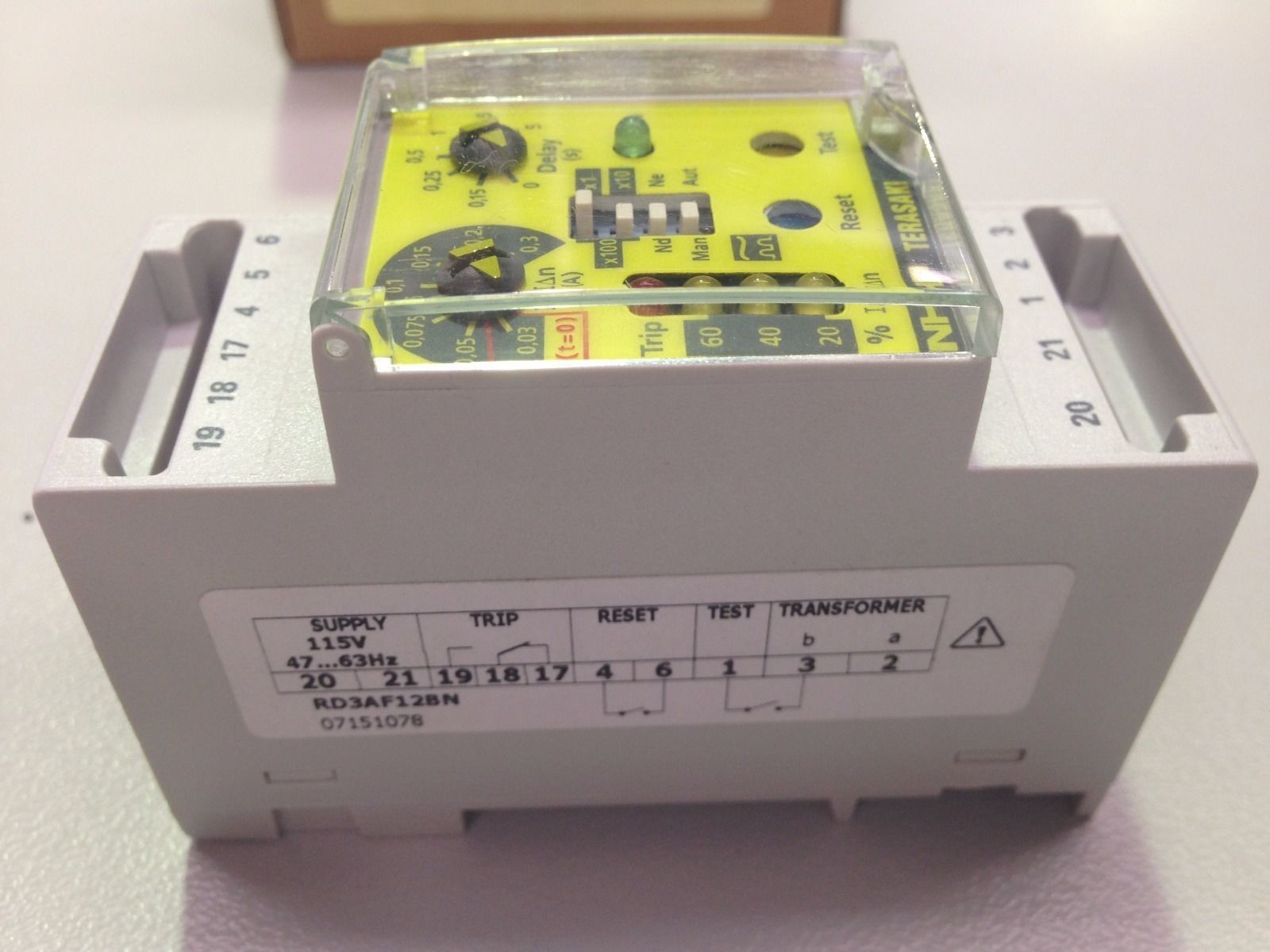NHP Terasaki D2-S RD3AF12BN Earth Leakage Relay Delta Din 2 Pole A115V 0,03-30A