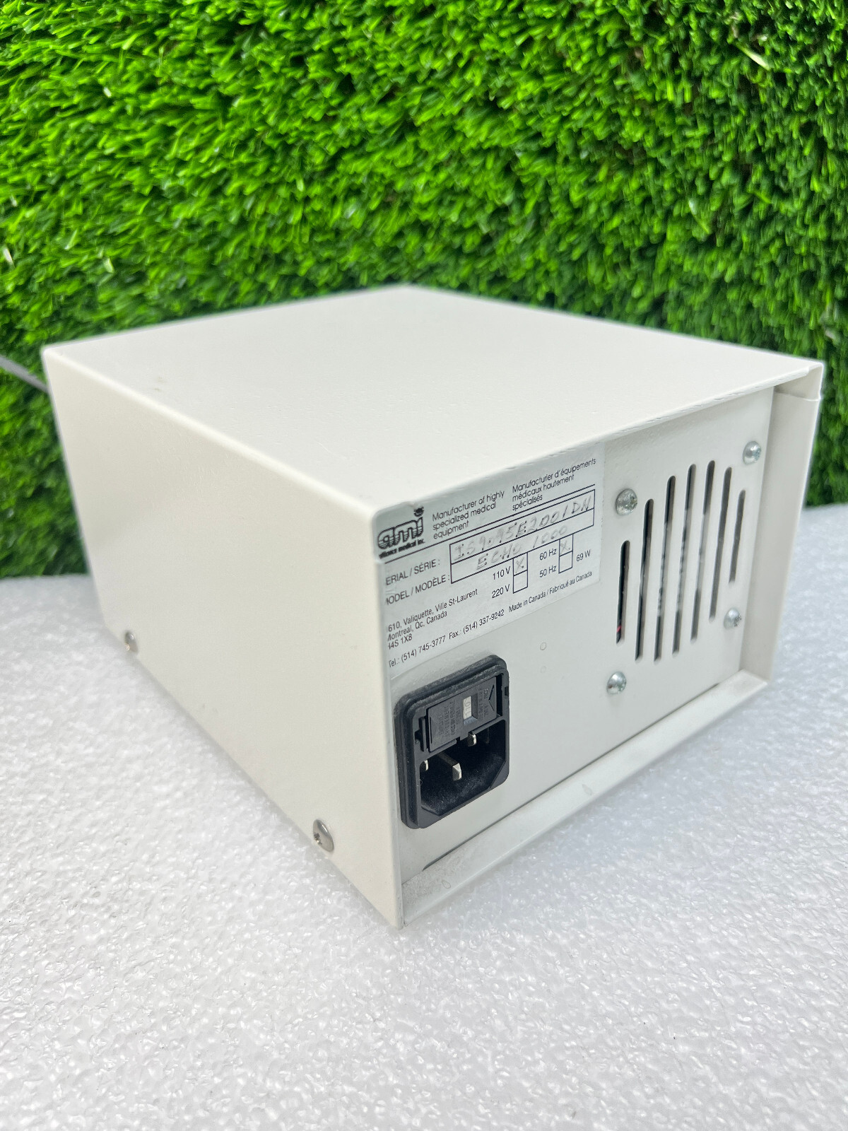 Alliance Medical Inc / AMI Echo 1000 110V 60HZ 6V/12V Input Medical Power Supply