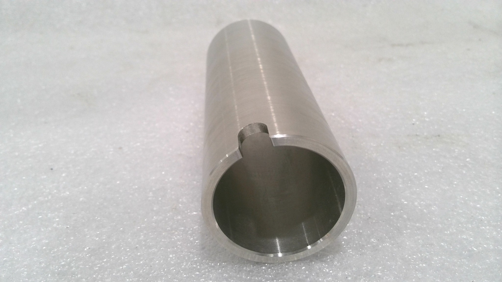 GUSHER 63035-2-SS SHAFT SLEEVE, STAINLESS STEEL, 4-1/2″ OVERALL LENGTH