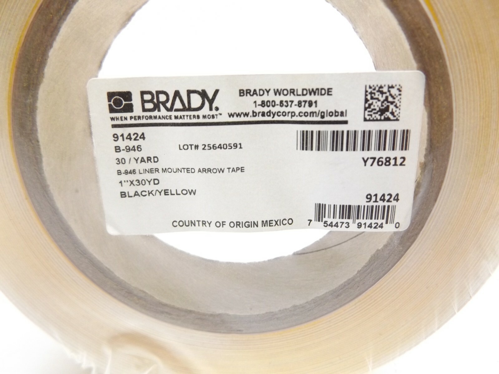 Brady 91424 Arrow Tape Black Text Yellow Background 1″ x 30YD