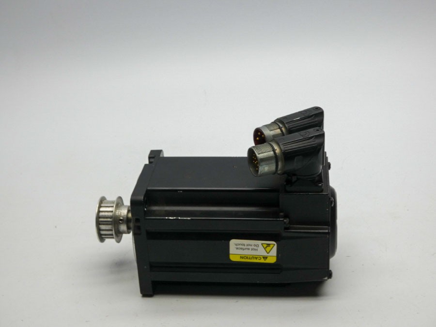 INDUSTRIAL SPARE PART MPL-A320H-HJ72AA SER. A 230V 6.1A UNMP
