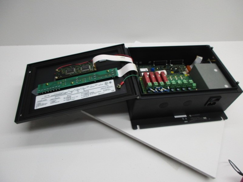 ALLEN BRADLEY 2755-DS1P-B2-R1 SER. B BAR CODE DECODER UNMP