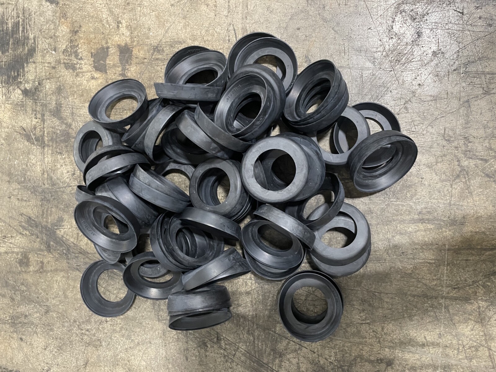 KHS/Salzgitter AG 29mm x 44-48mm N/M RUBBER SEAL, U-CUP FOR LIFT CYLINDER 71pk
