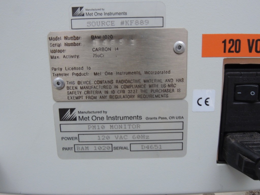 Met One Air Quality Particulate Monitor BAM 1020 w Vacuum Pump, Heater & Cabinet