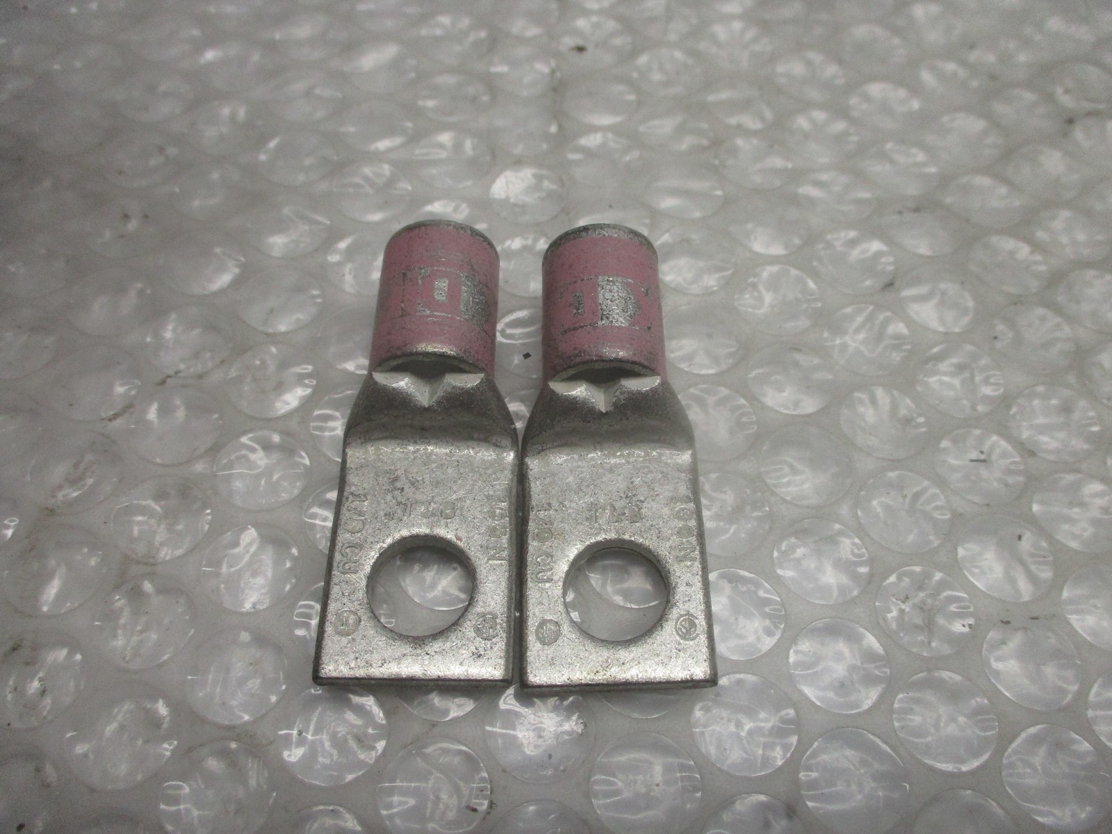 T&B 100N 1/0CU LUG LOT OF 2 NSNP