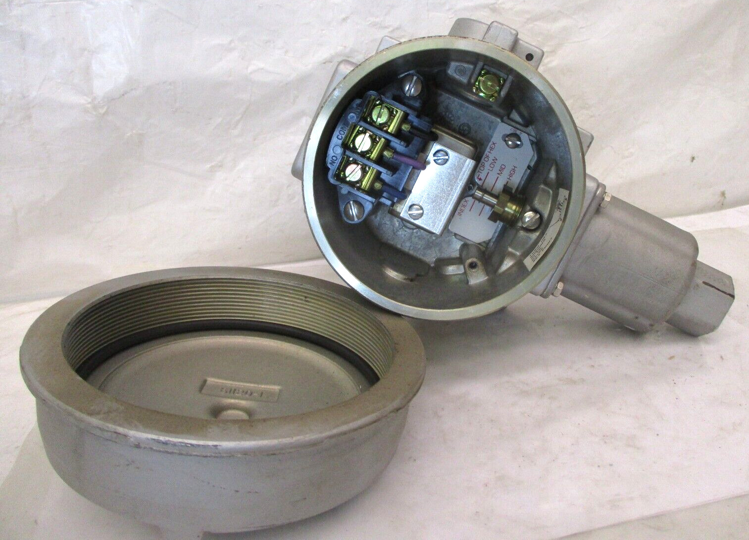 United Electric J120-S164B 4-200 PSI .28-13.79 BAR 1400kPA A7217WVS