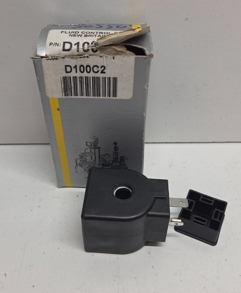 NEW IN BOX! PARKER 24V SOLENOID VALVE COIL D100C2