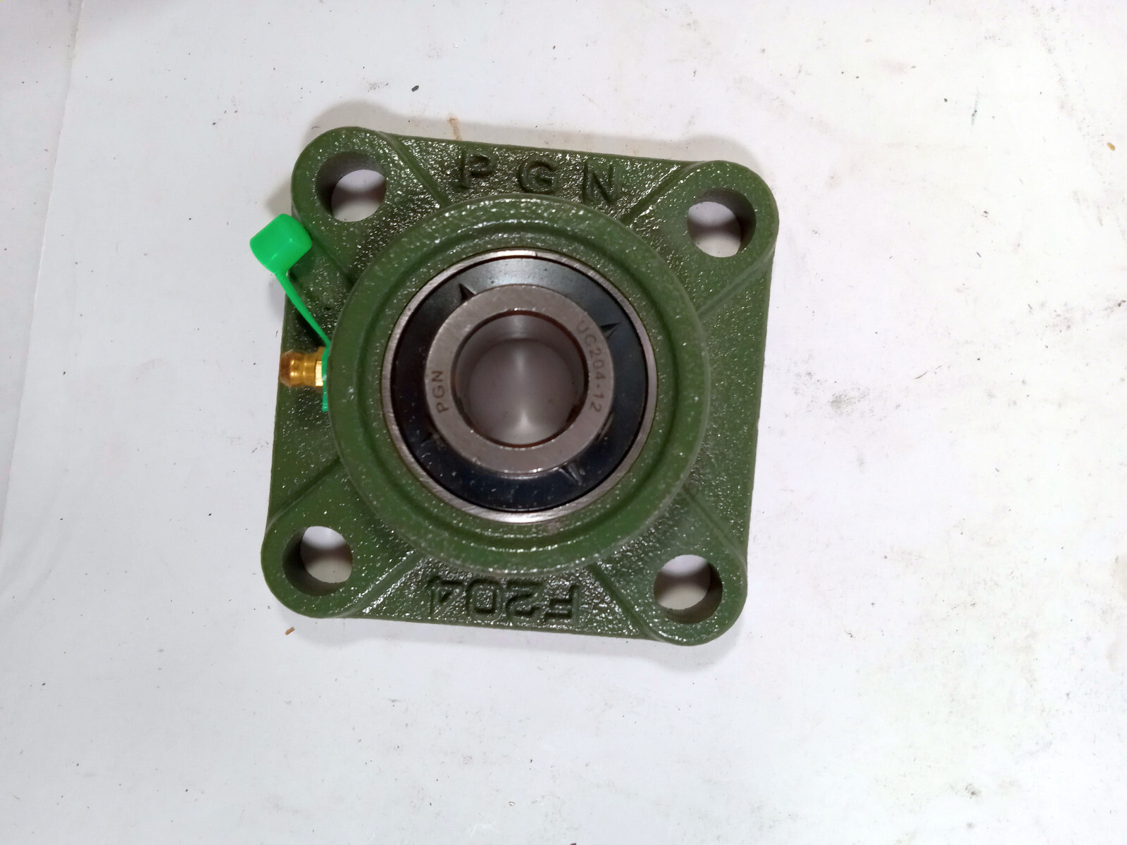 1 NEW PGN F204 4 BOLT FLANGE MOUNT W/ UC204-12 BEARING NNB ***MAKE OFFER***