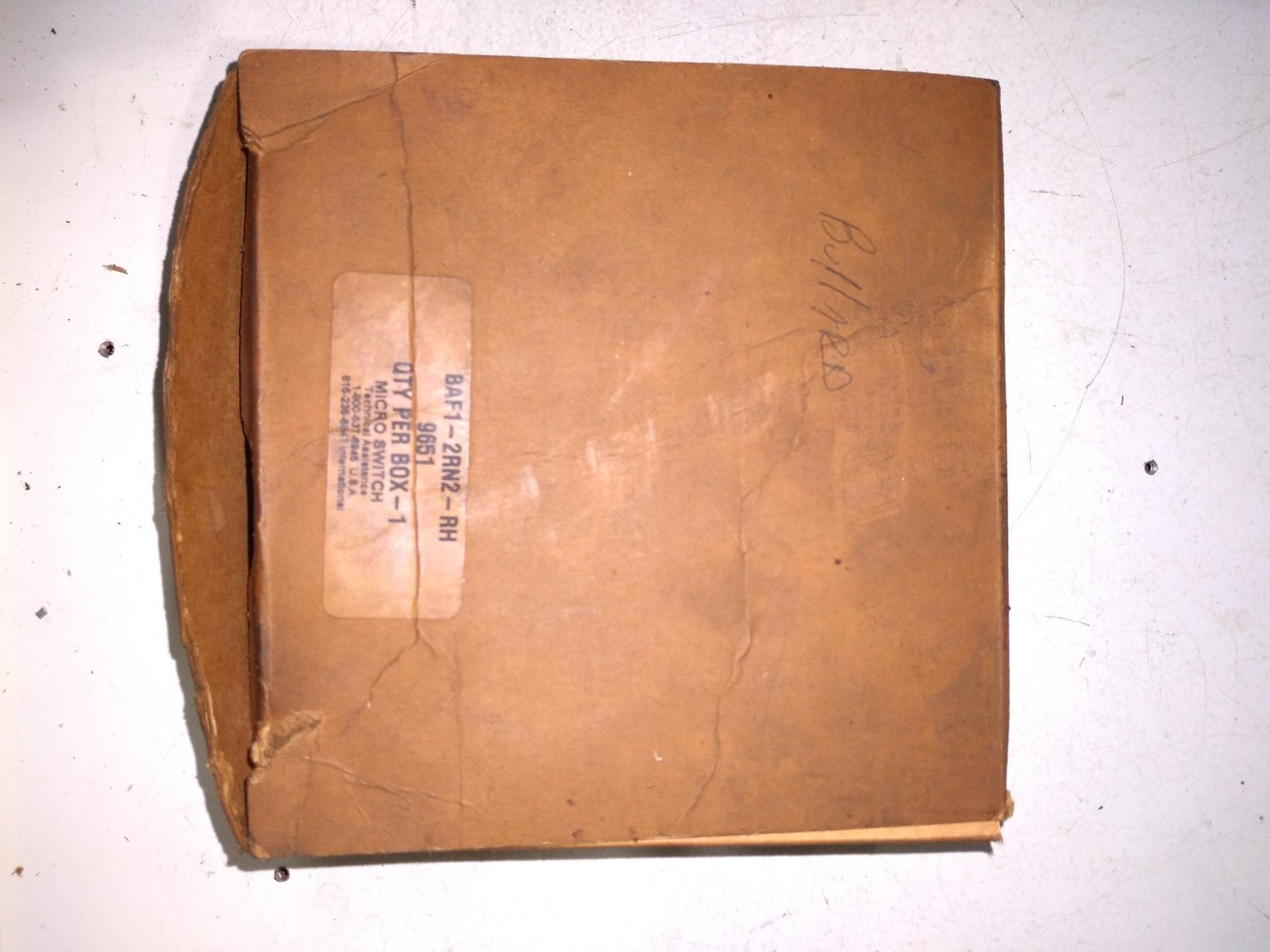 MICRO SWITCH BAF1-2RIN2-RH 20A 125-480VAC 125-250VDC