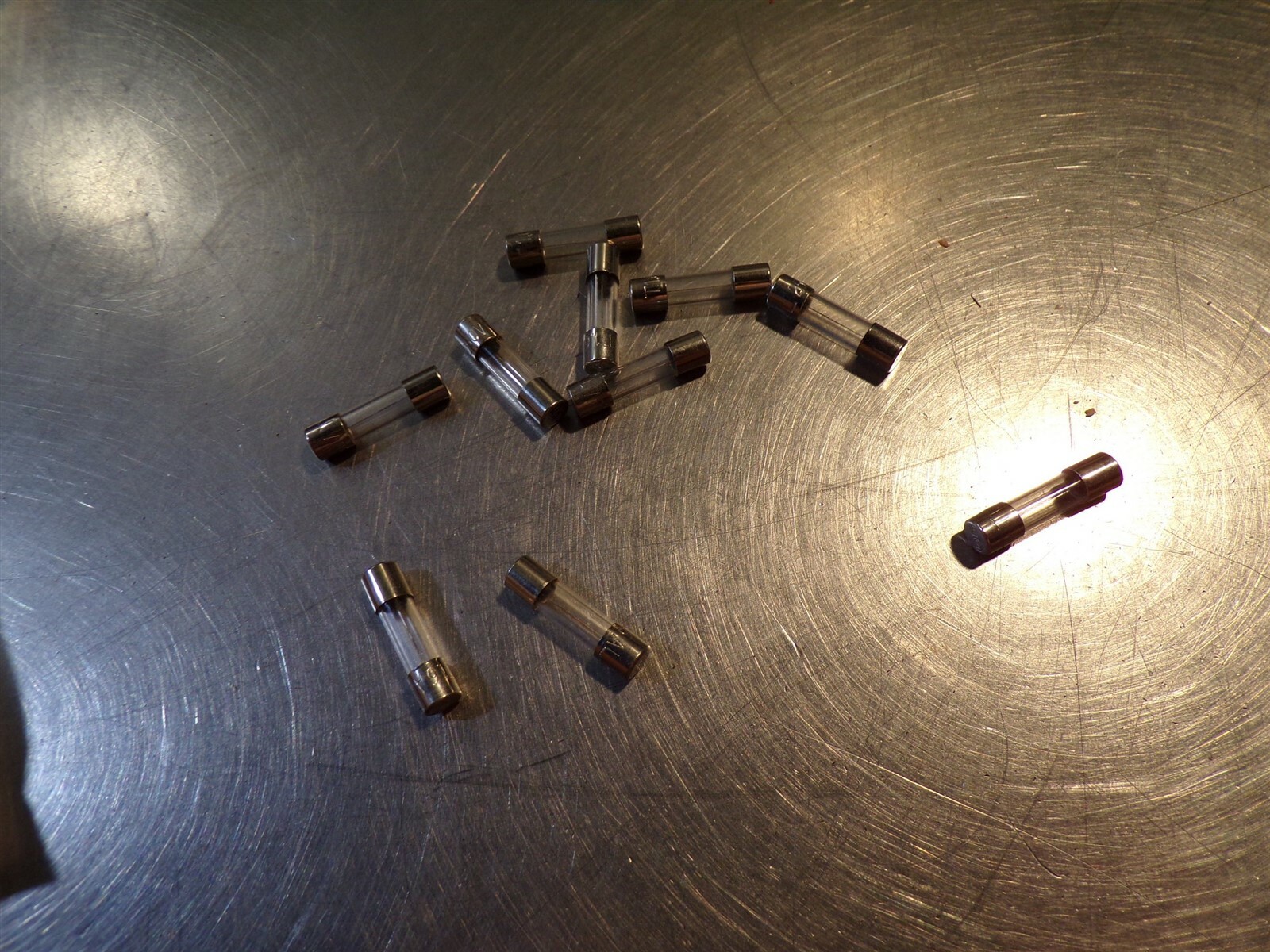 NEW LF 21801.6 T1.6A L250V Fuse, Lot of 10 Fuses *FREE SHIPPING*