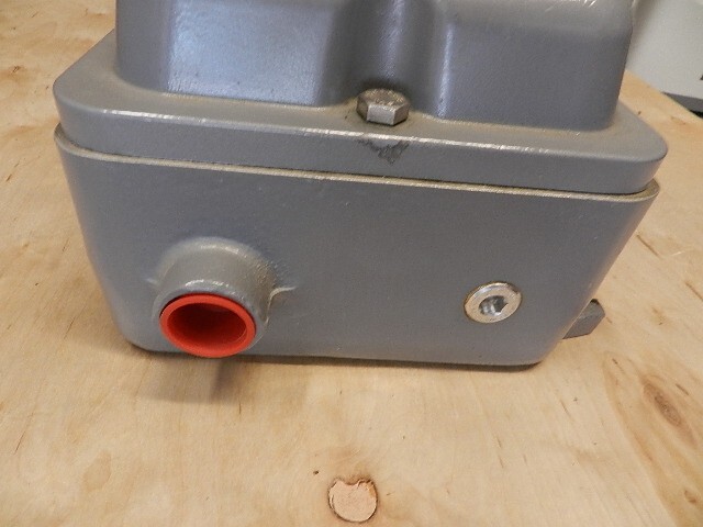 SQUARE D SCHNEIDER H60XBDAA PowerPact B-Frame Molded Case Switch Enclosure,