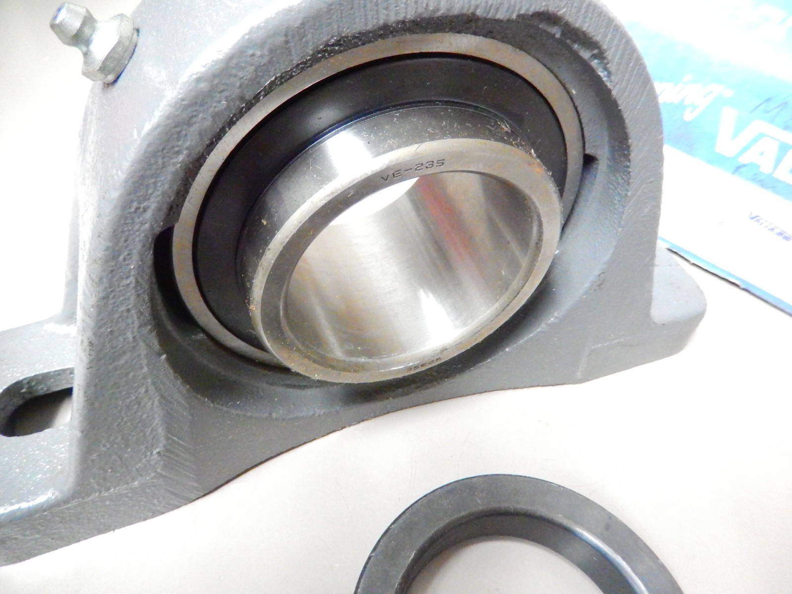 Browning VPLE-235 Two Bolt Low Base Pillow Block Bearing 2-3/16 Bore With Collar