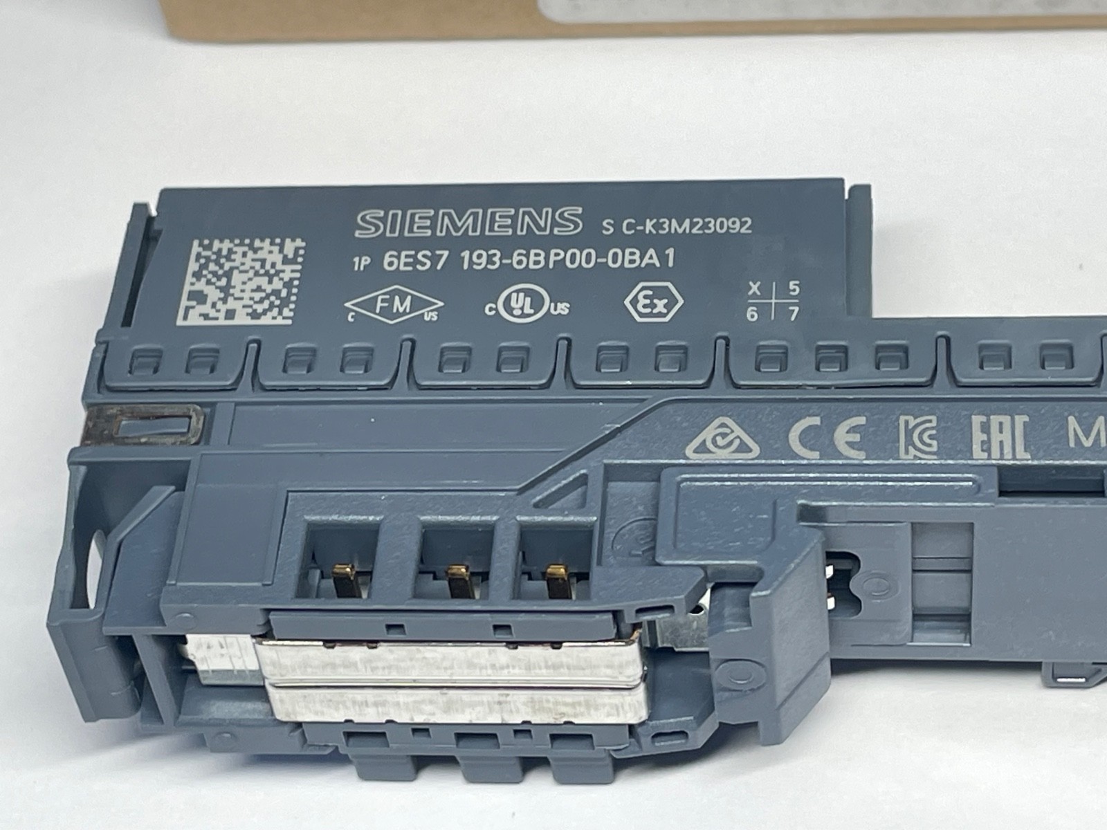 Siemens 6ES7 193-6BP00-0BA1 Base Unit Simatic ET 200SP