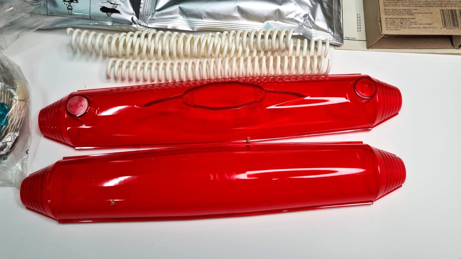 3M Scotchcast Resin Splicing Kit FR1402 92-N A 4 U/6kV By Dhl Express