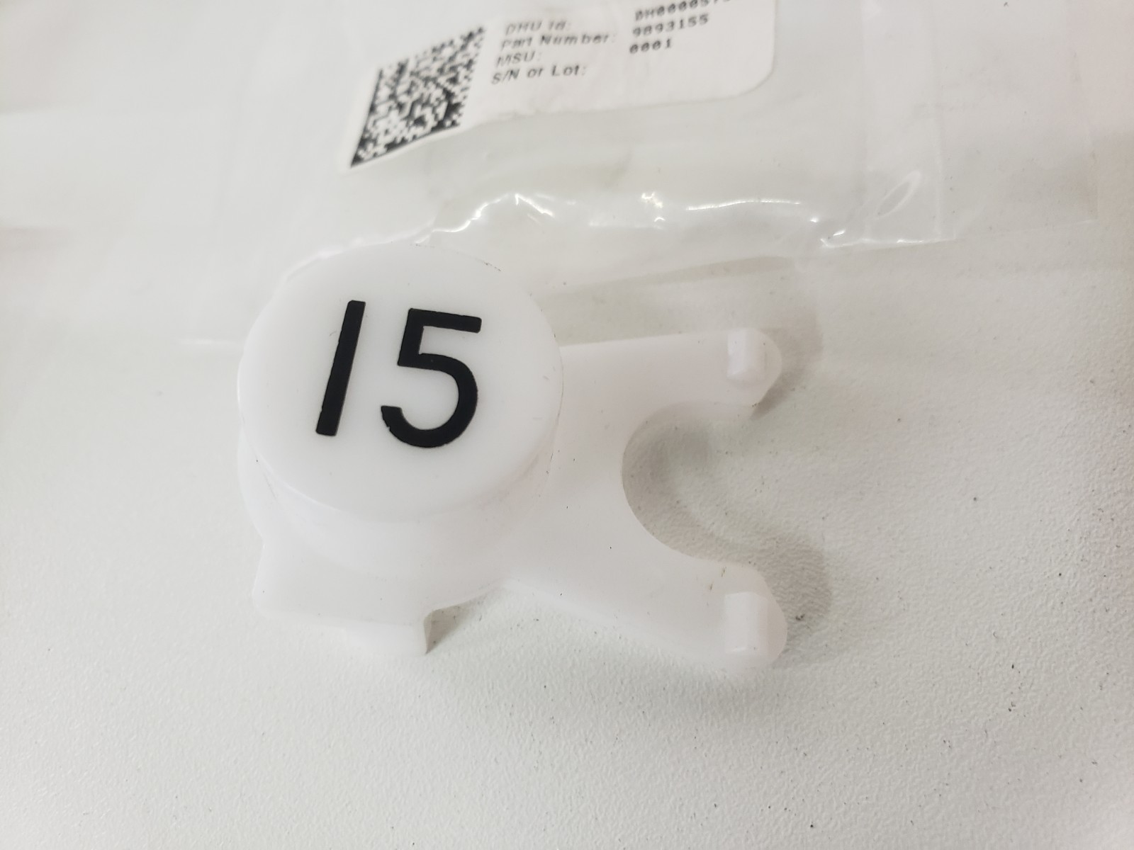 LOT of 5 – UNUSED – TKE ThyssenKrupp 9893155 Elevator Floor 15 Button