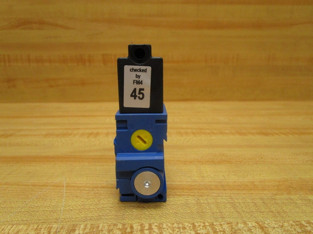 Aventics Model Number # 5790060000 Directional Valve MH 20366