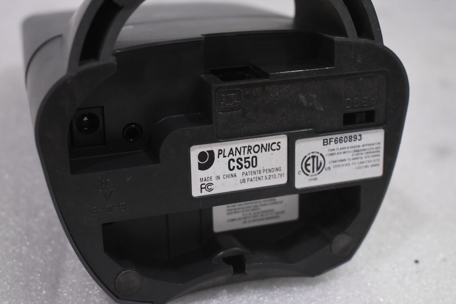 PLANTRONICS CS50 WIRELESS HEADSET CHARGER STATION