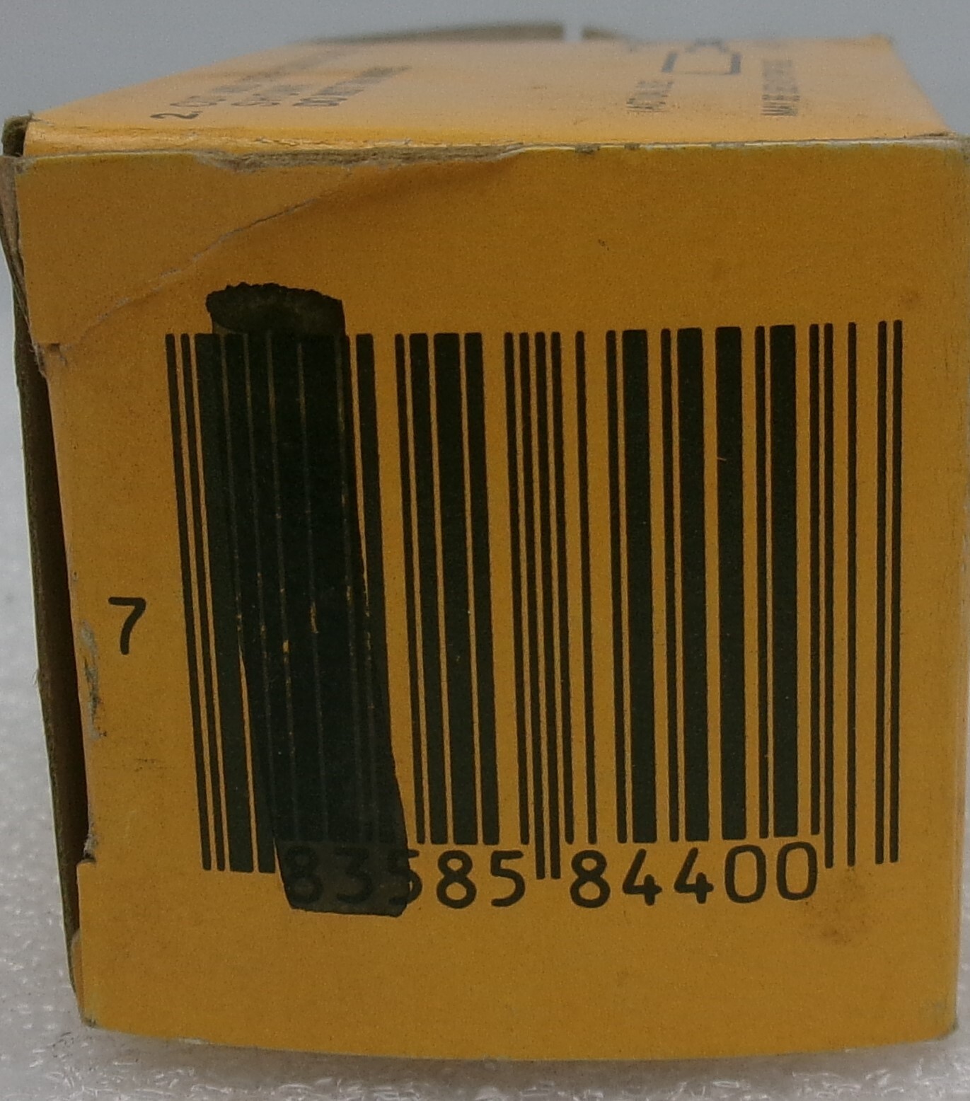 Hubbell HBL5868VY Replaces Cat 5865VY 15A 125V 2 P 2 W NON-Grounding #763P
