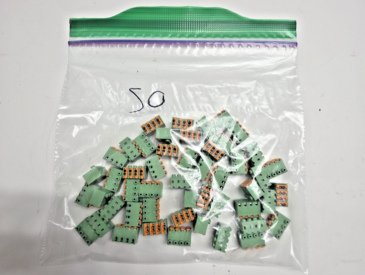 LOT OF 50, FK-MPT, PHOENIX CONTACT NICT-4AA/1A CONNECTOR TERMINAL 4-POLE, NEW