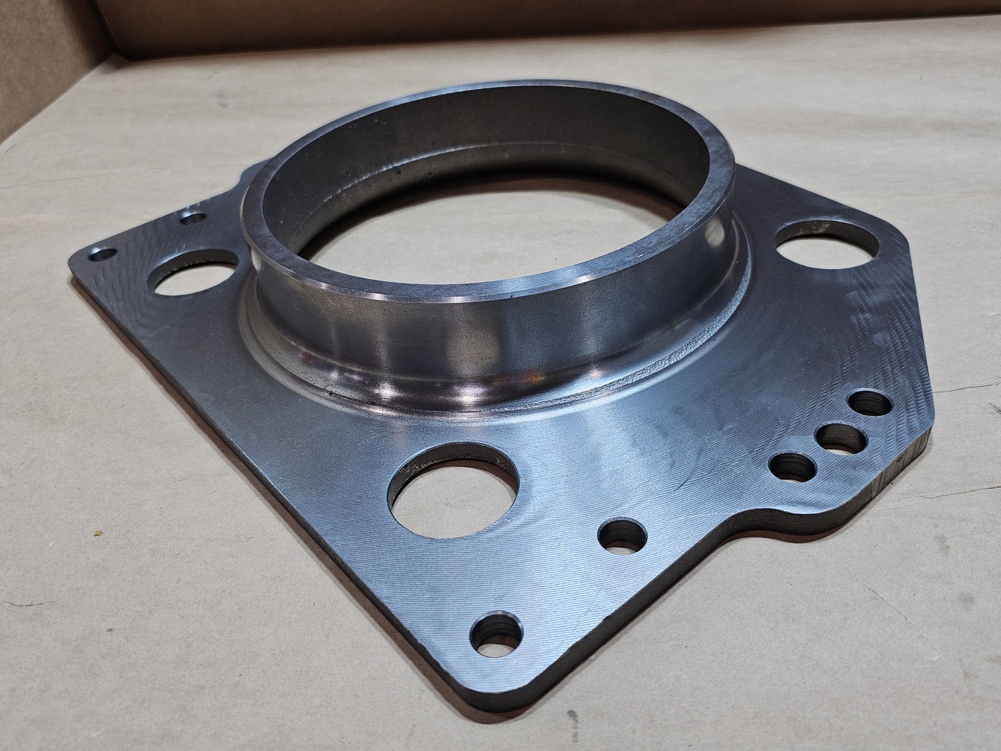 SURPLUS NEW 2024 Caterpillar 4W-6150 Trunnion Support Adapter – Parts