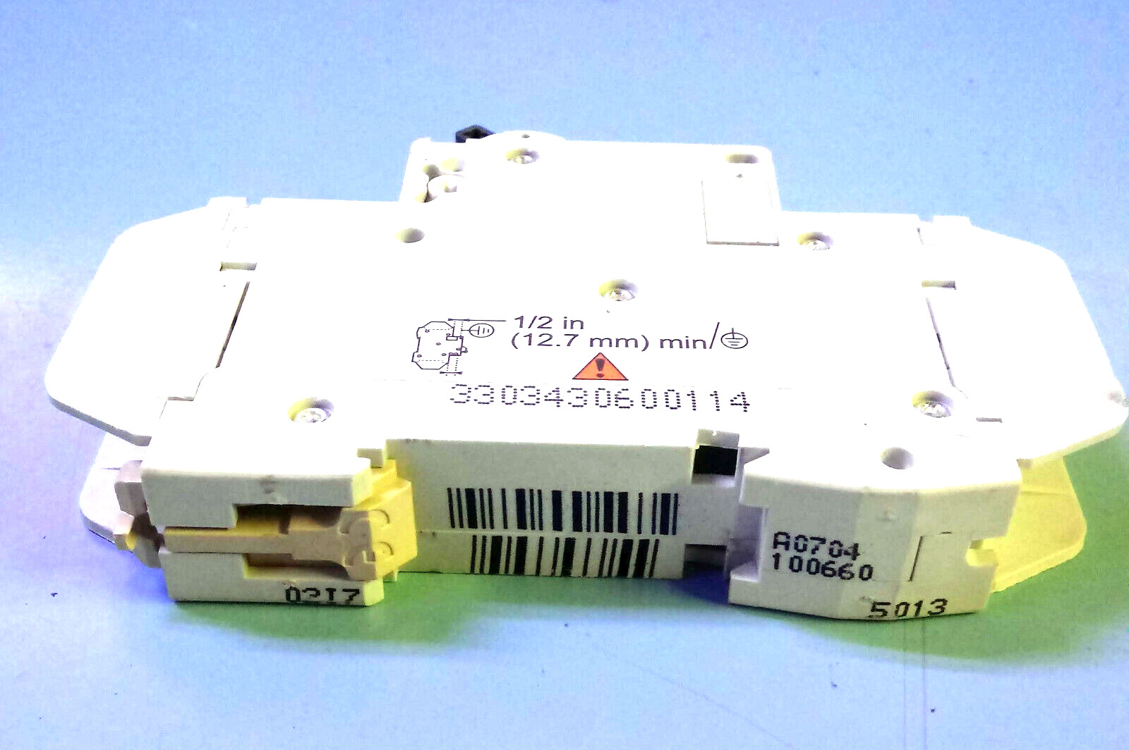 1 USED MERLIN GERIN 60111 C13A 240V MULTI9-C60 CIRCUIT BREAKER ***MAKE OFFER***