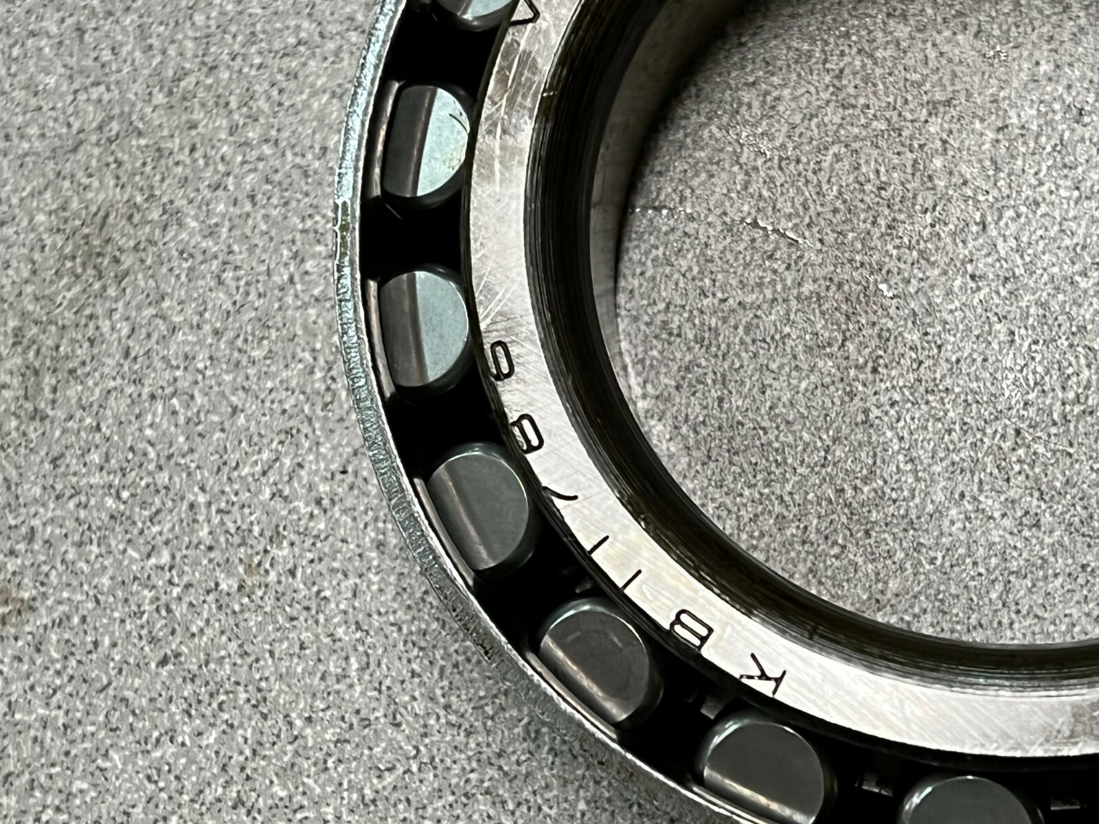 NEW IN BOX BOWER BEARING WITH RACE K811786 11786Y