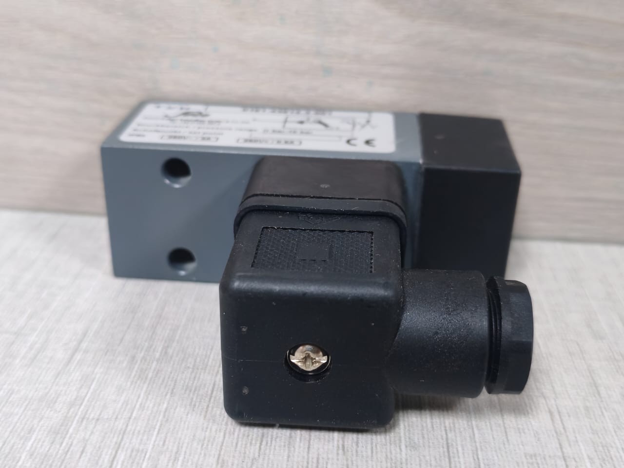Suco 0161-43814-3-001 Pressure Switch -New Without Box