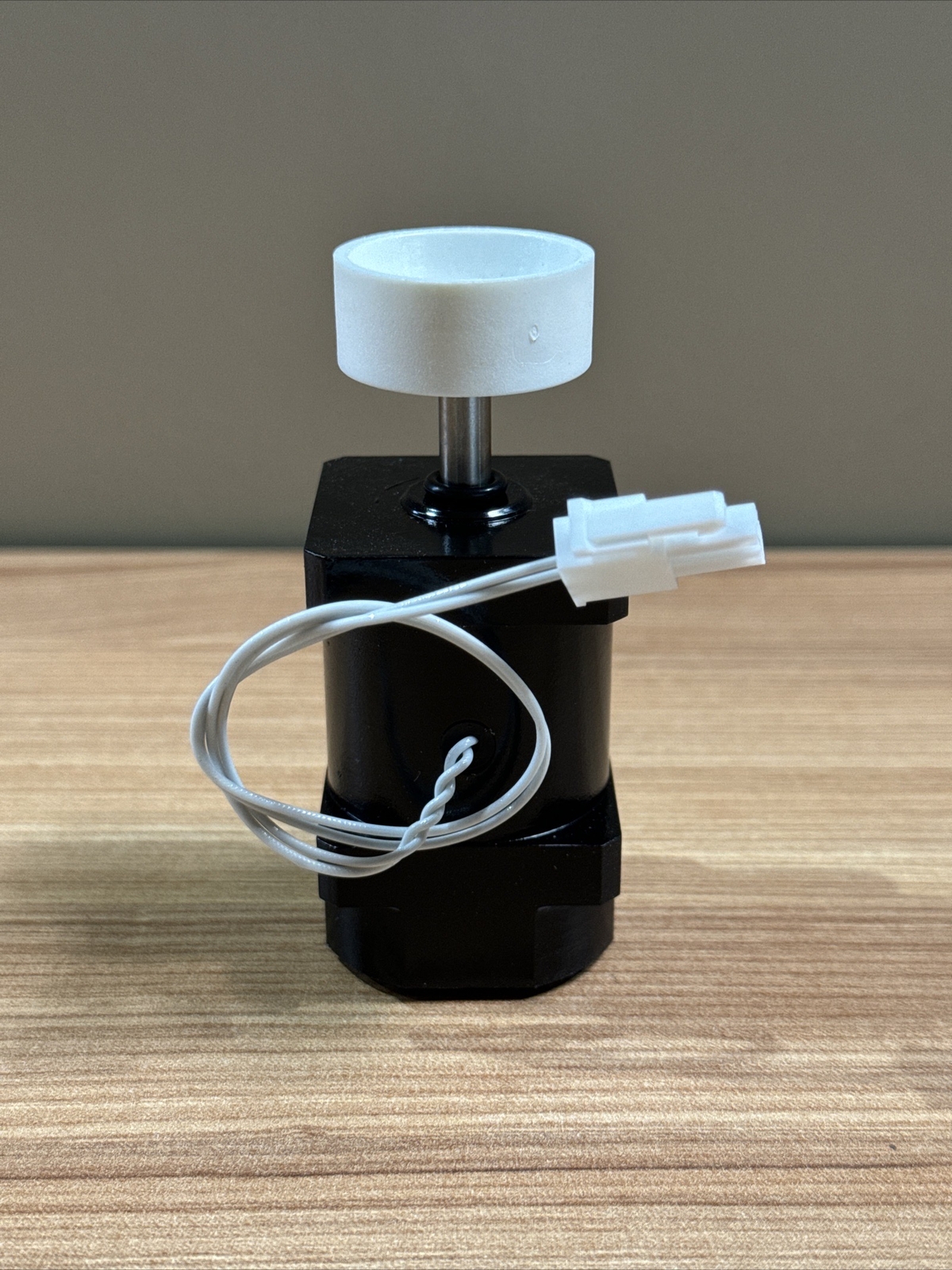 Mecalectro, SOLYSTIC 333 216/02, SOLENOID, –.8.10-.BJ.45/A, C001000333, 24VCC