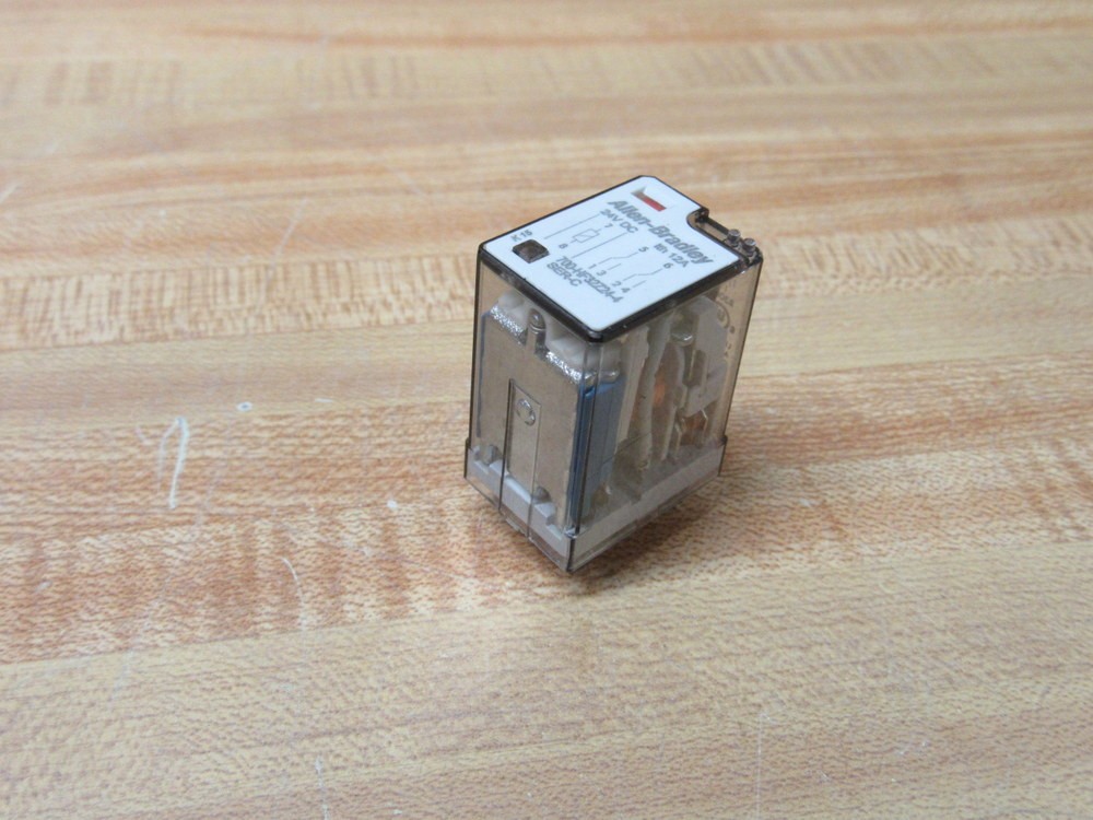 Allen Bradley 700-HF32Z24-4-24V DC Relay 700-HF32Z24-4 Series C
