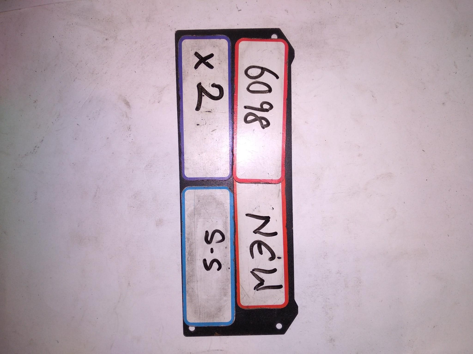 C1SNS13/16 100S STRIP-N-STICK 1″ X 3/16″ X 5 YDS Saint-Gobain 100S Strip-N-Stick