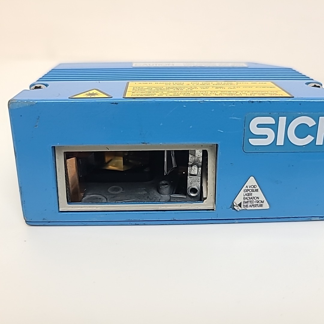 SICK 1017622 CLV431-0010 Mid Range Barcode Scanner Without Cable
