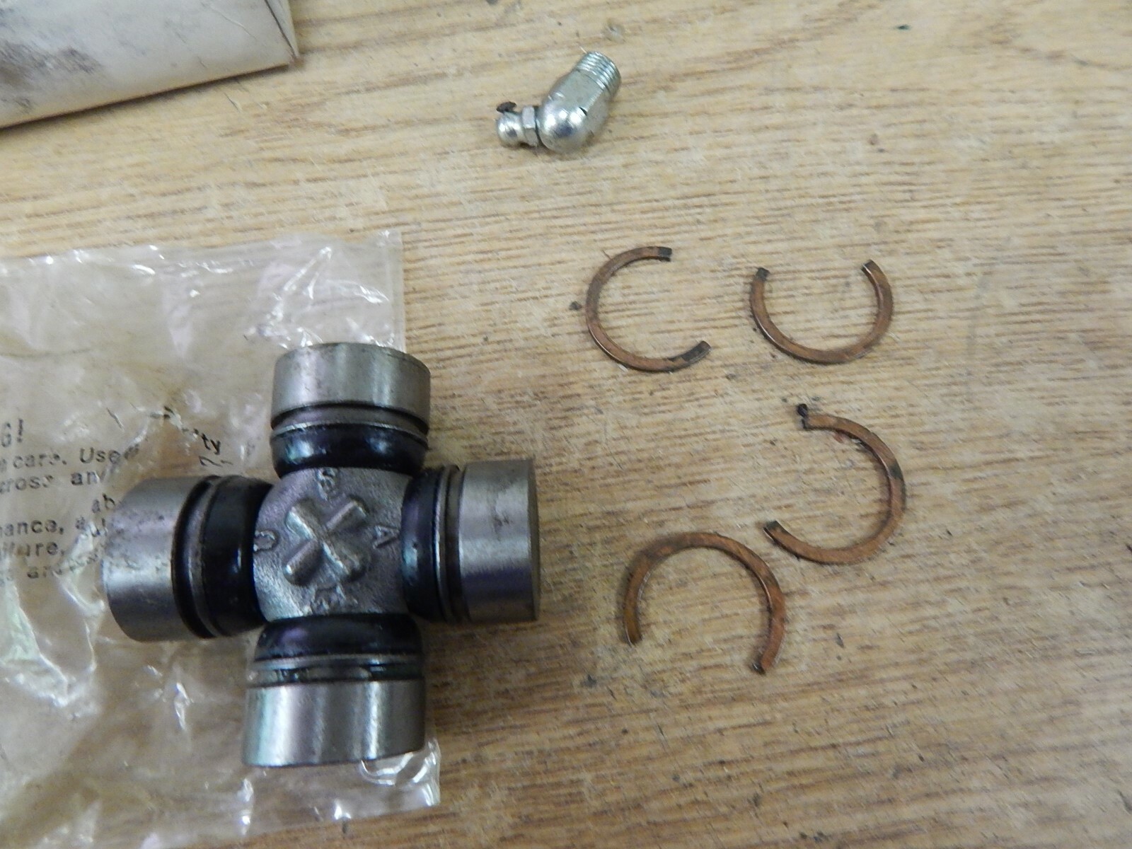 NEW Tisco CBA-N6-K Cross & Bearing Kit External Snap Ring Type