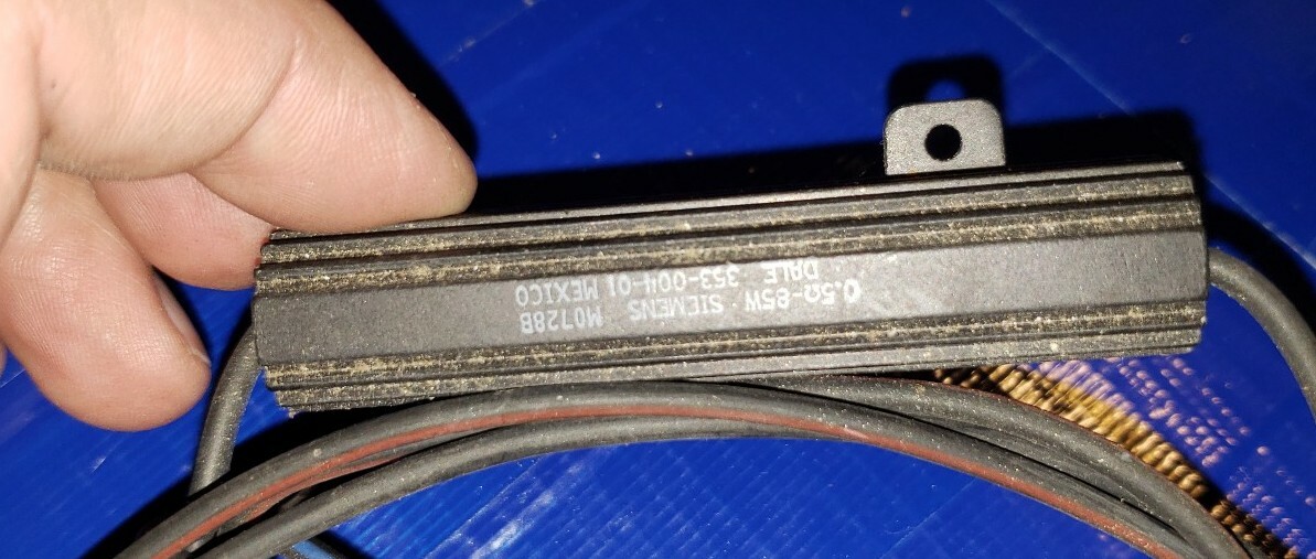 Siemens M0728B DALE 353-004-01/M0728G DALE 353-003-01. #A215