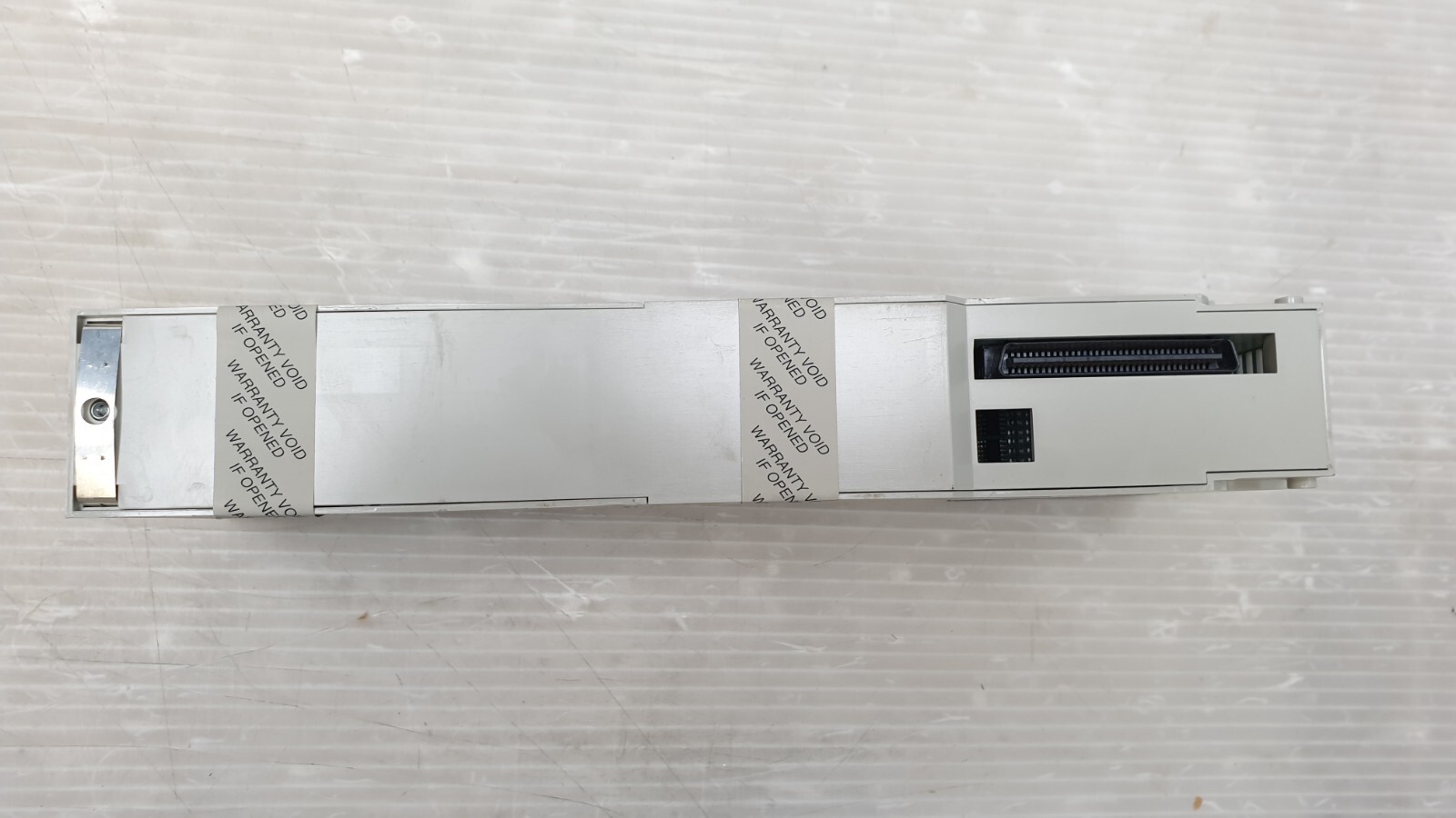 SCHNEIDER ELECTRIC MODICON QUANTUM 140DDO84300