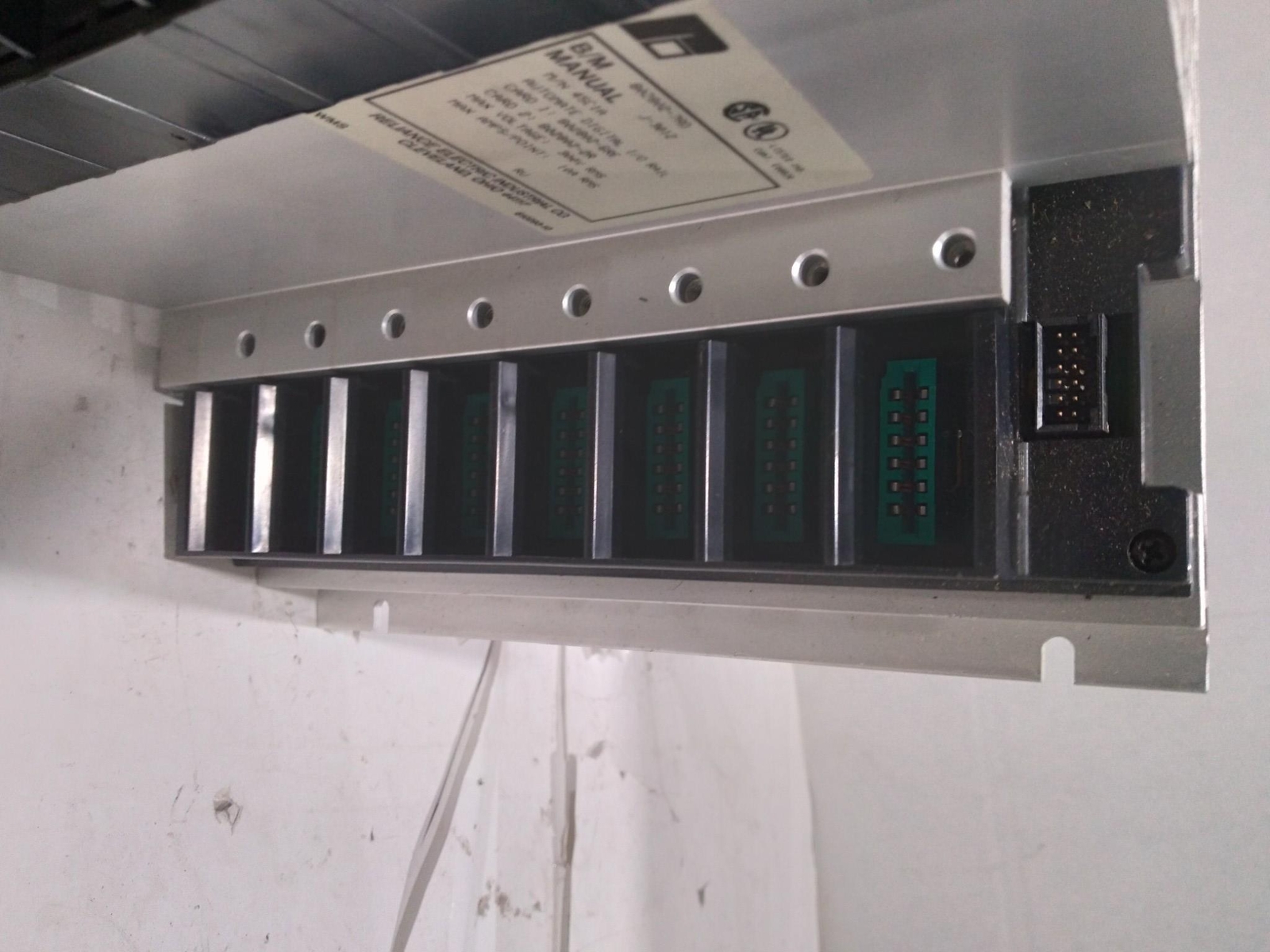 RELIANCE ELECTRIC 802802-7RD J-3012 4501A AUTOMATIC DIGITAL I/O RAIL 300V RMS