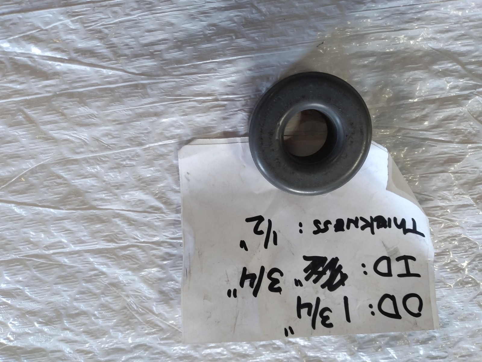 FERRITE OD-1 3/4″ ID-3/4″ THICKNESS-1/2″