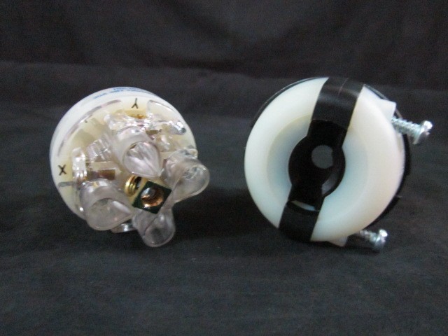 Hubbell HBL2811 AC Plug NEMA L21-30 Male30Y 120208V AC 30 AMPS NEMA L21-30 IP20