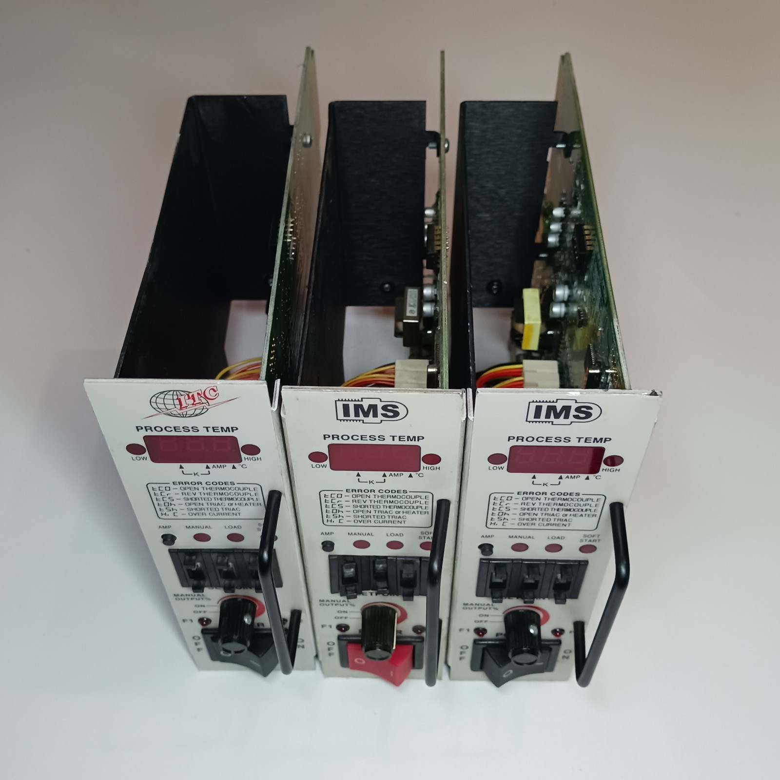 ITC S20-D3C Process Temperature Controller Lot of 3 For Parts Repair As-Is