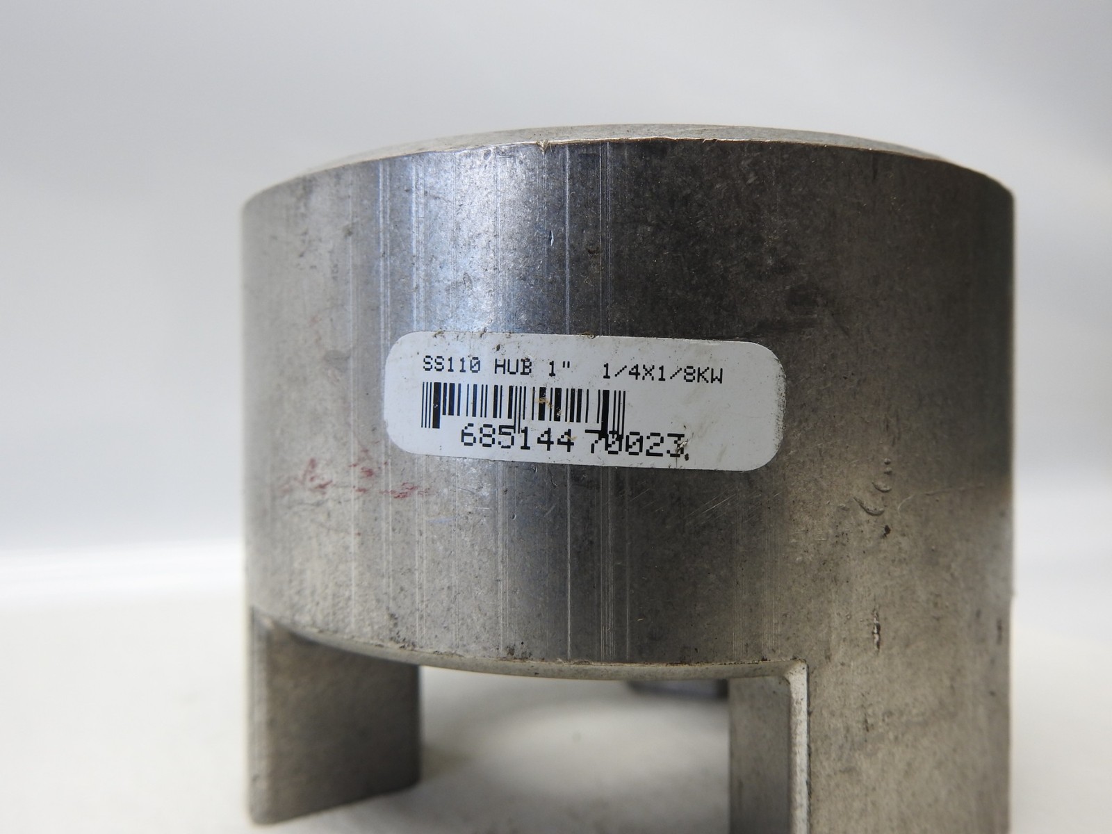 Lovejoy 68514470023 – SS110 hub 1″ 1/4×1/8kw SS Series – BULK NEW!