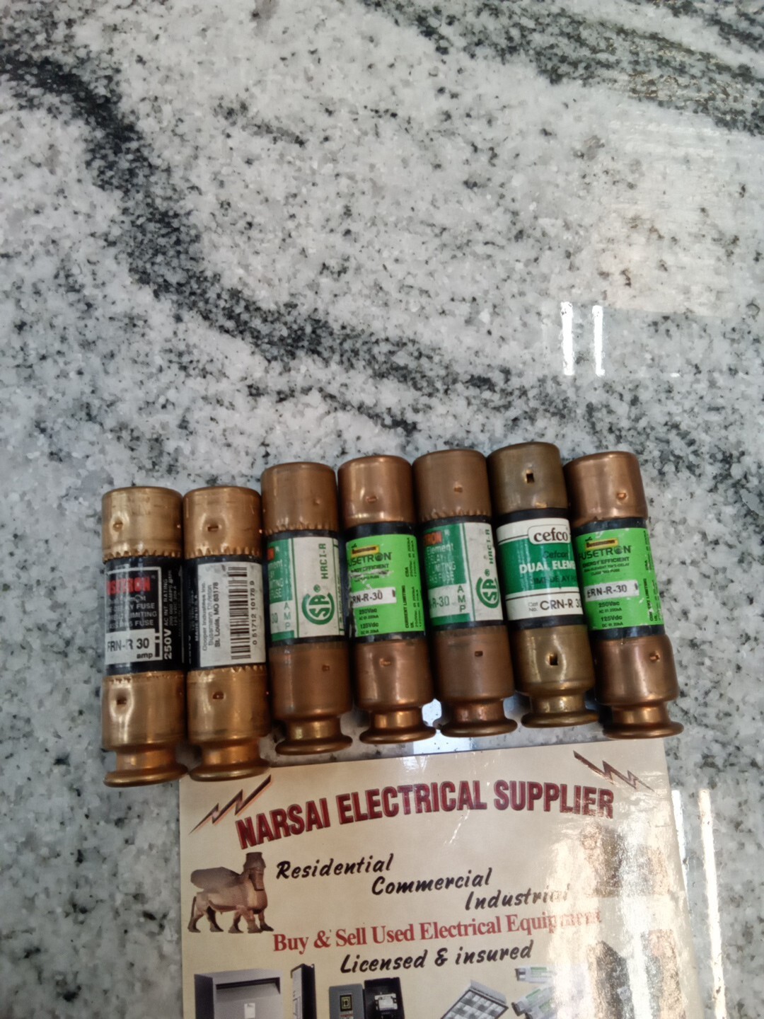 Lot of 7) FUSE 30A/250V Time Delay/DUAL ELEMENT /FRN-R-30 /USED(DH2