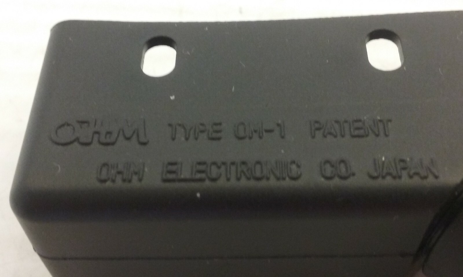 OHM ELECTRIC OM-1 MICROSWITCH INSULATION COVER W/WIRE PORT NNB