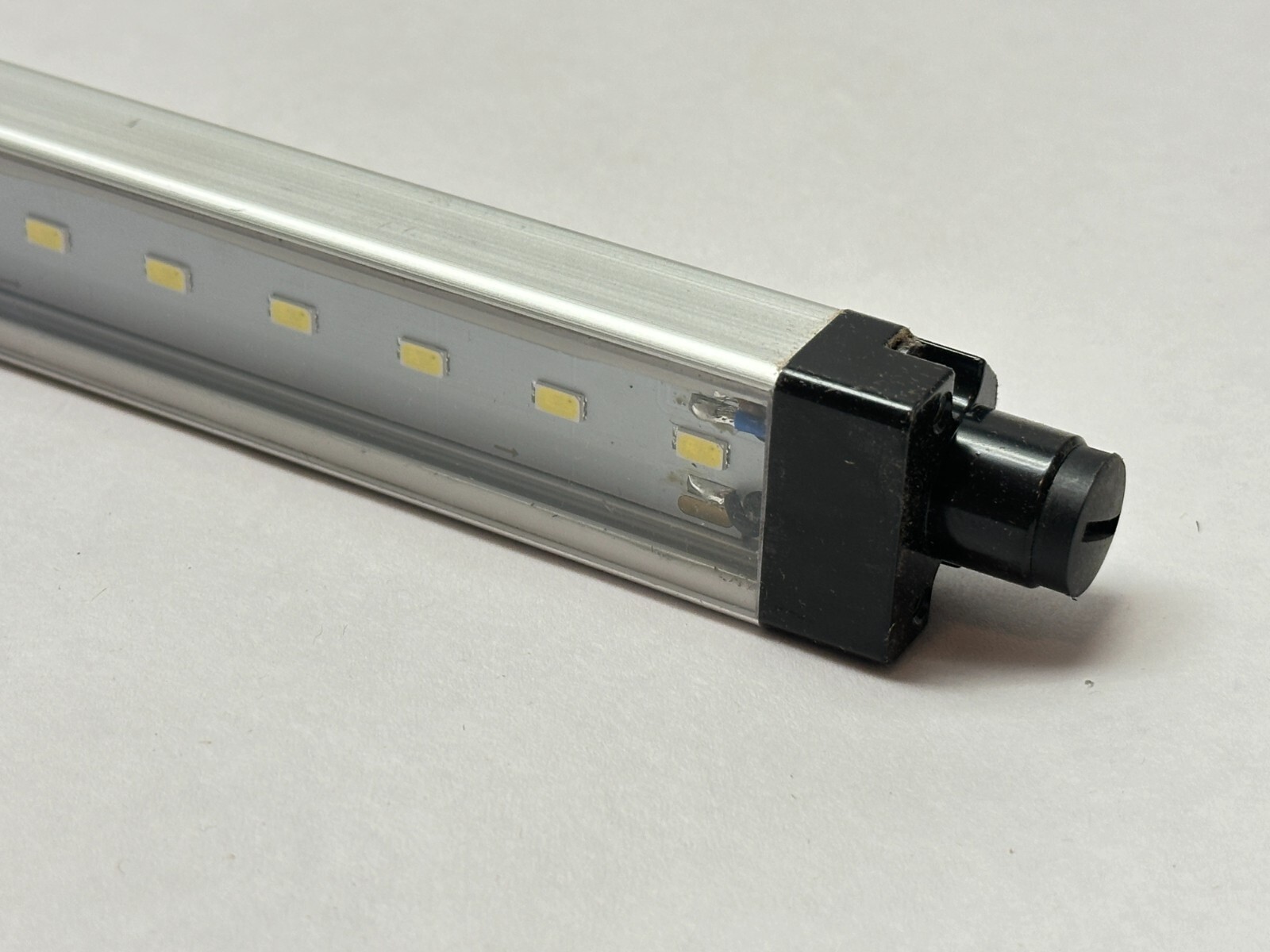 Banner WLS28-2CW1130XQ LED Work Light Strip M12 1130mm 87801