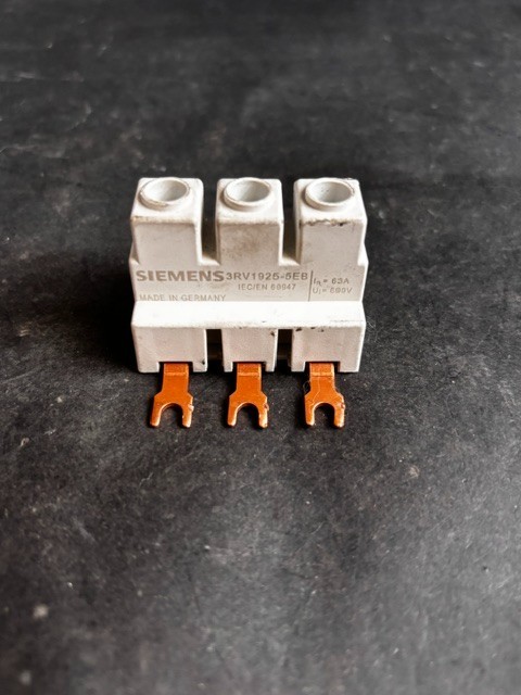 SIEMENS 3RV1925-5EB TERMINAL BUSBAR ($6 OBO)