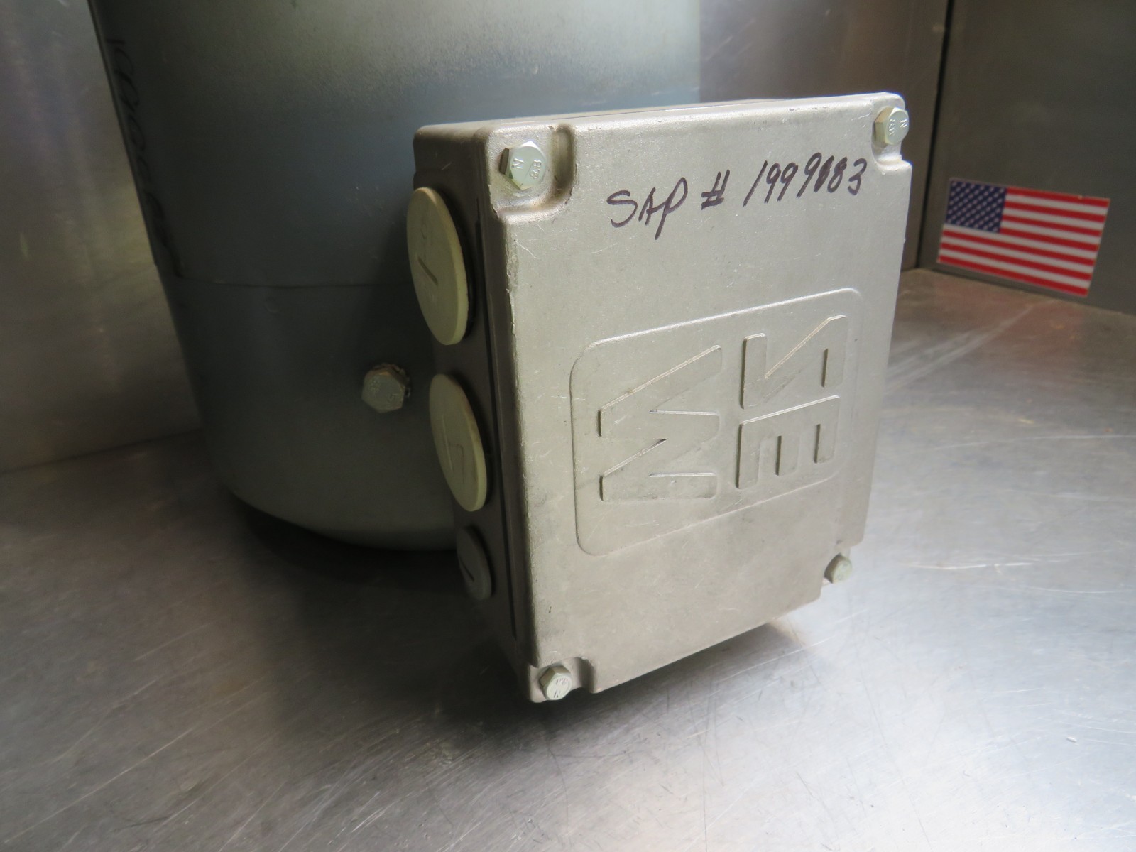 SEW-EURODRIVE A2E250-AD05-05 Motor Fan