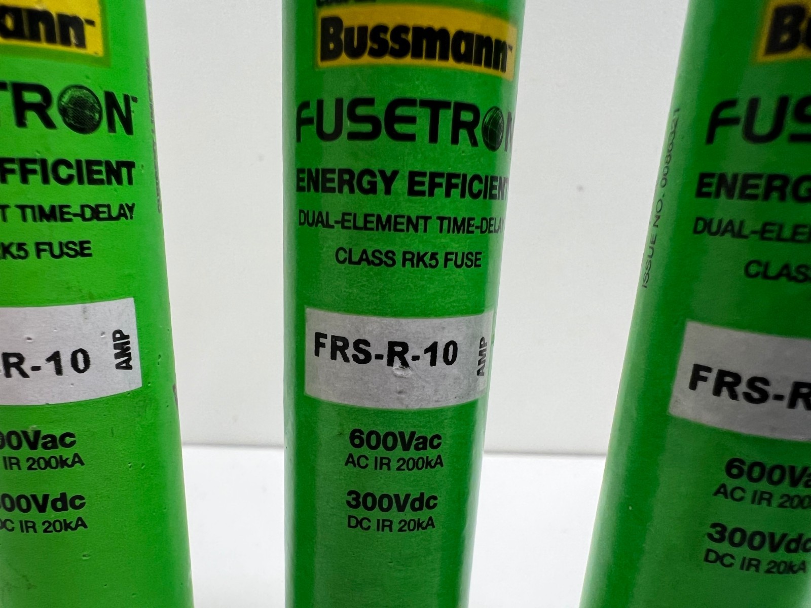 LOT OF (3) NEW OLD STOCK! BUSSMANN 10A 600V TIME DELAY FUSES FRS-R-10