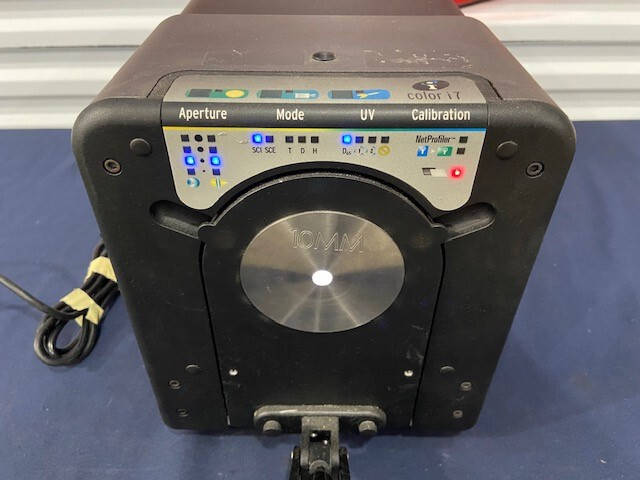 X-rite Color i7 Benchtop Spectrophotometer with Warranty!!