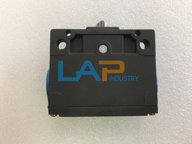 1PCS NEW FOR BALLUFF Limit switch BNS819-B02-D12-61-12-3B