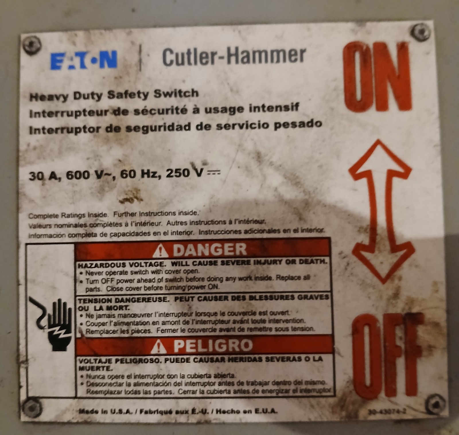1 USED CUTLER-HAMMER DH361NGK 30A HEAVY DUTY SAFETY SWITCH NNB ***MAKE OFFER***